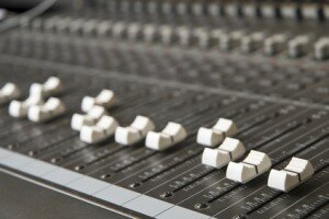 Mischpult in Tonstudio